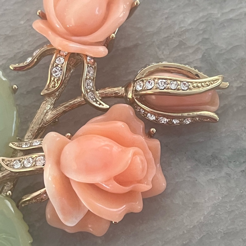 Nolan Miller collectible brooch - Picture 3 of 4